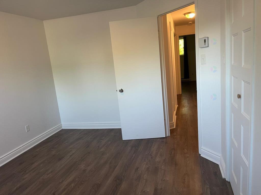 Condo 4 1/2 sur 2 étages rénové Pointe-aux-Trembles Montréal - appartement à louer 5