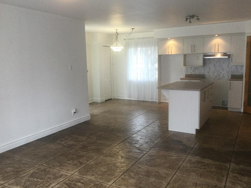 APPARTEMENT 51/2 Rez de jardin MAGOG 5