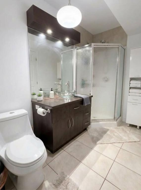 🏡 Magnifique condo de 2 chambres à louer – Val des Brises, Laval | Disponible à la fin octobre 4