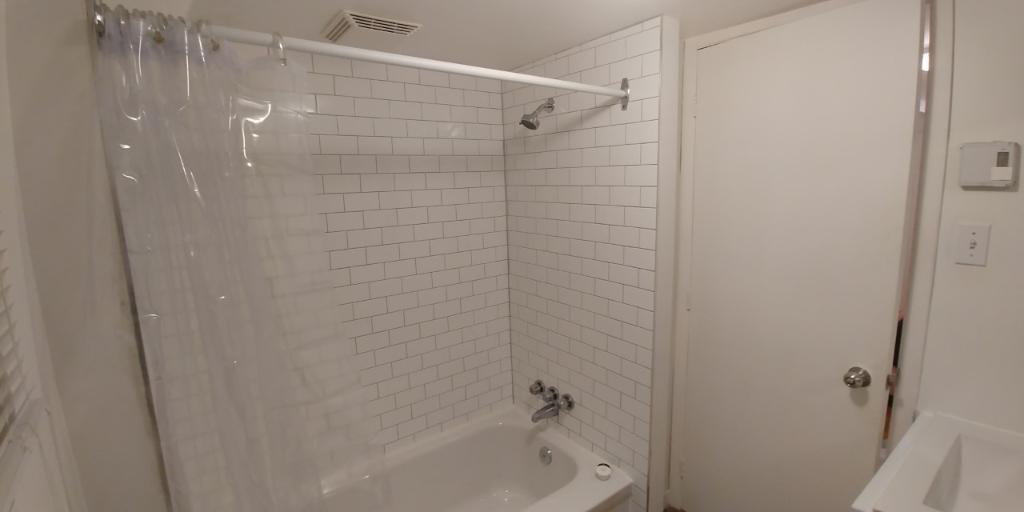 Près Cégep Garneau et Université pour étudiant(e) seulement immeuble non fumeur, aucun animal permis, dans appartement de 3 chambres au 2ième étage, p 4