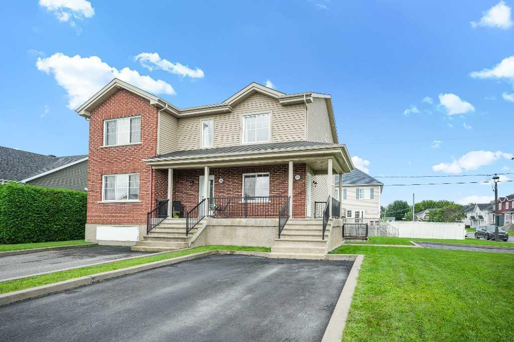 104 Rue Annabelle, Saint-Rémi, QC, Canada — photo 1