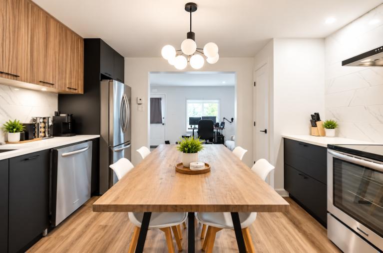 2 CH - 1 SDB - Longueuil - $1,550 /mo 3