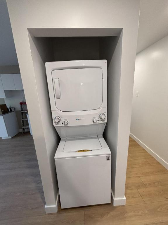2 CH - 1 SDB - Montréal - $1,695 /mo 4