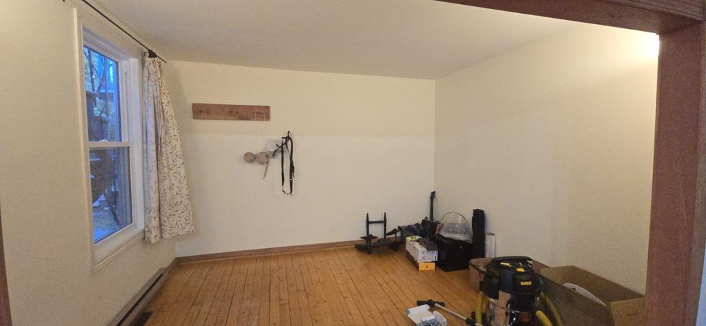 4 1/2 au Coeur de Saint-Jerome, Duplex, 3 Parking, Wifi, Thermopompe,  Pret pour borne EV! 3