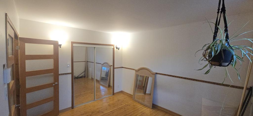4 1/2 au Coeur de Saint-Jerome, Duplex, 3 Parking, Wifi, Thermopompe,  Pret pour borne EV! 5