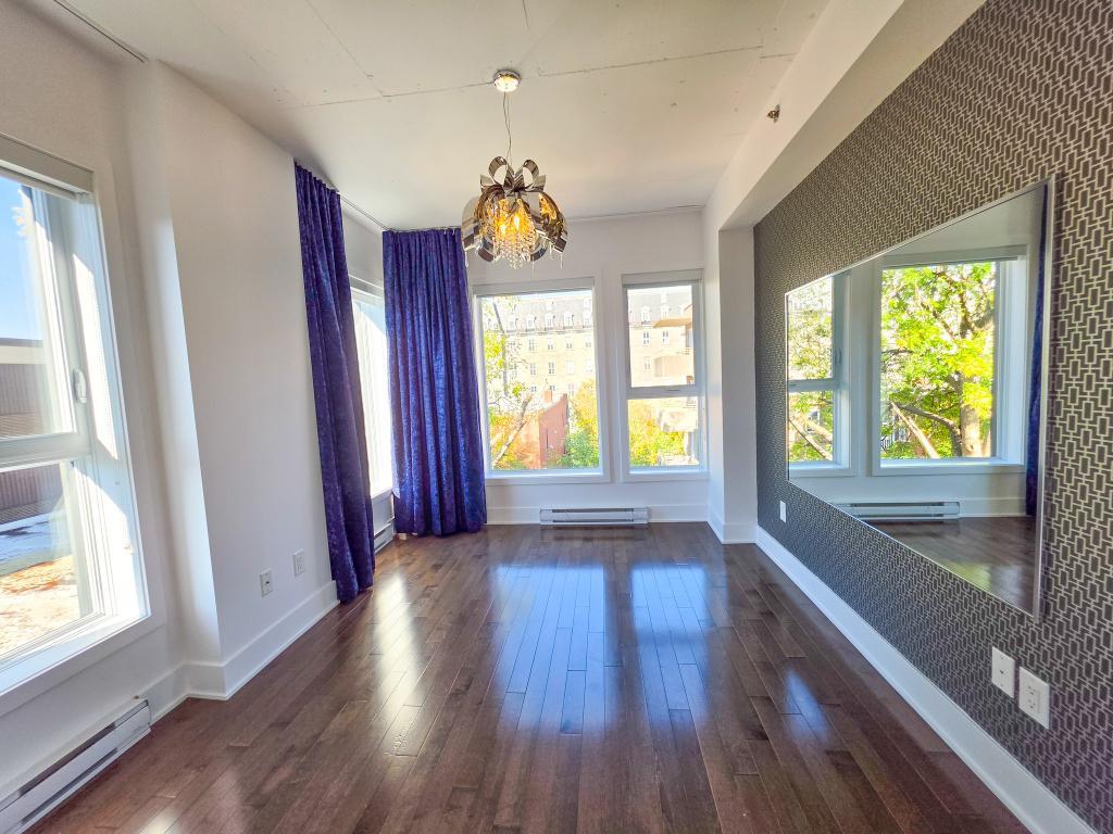 Novembre gratuit | Condo 4½, garage chauffé + locker | Papineau 3
