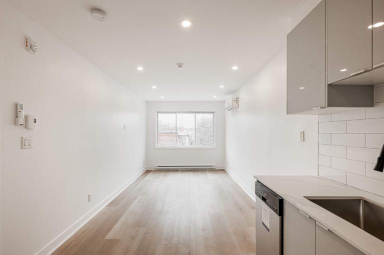 Studio - Montréal - $1,190 /mo 2
