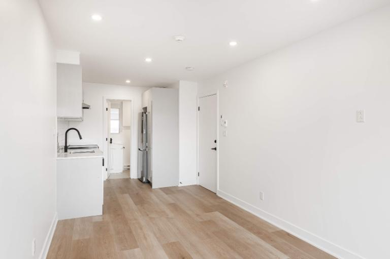 Studio - Montréal - $1,190 /mo 5