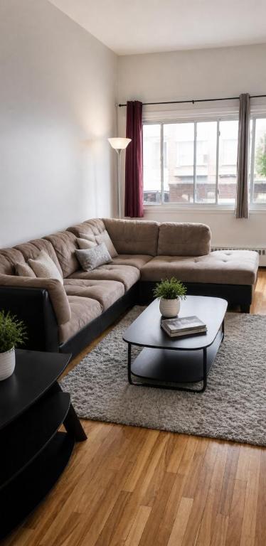 2 CH - 1 SDB - Montréal - $1,400 /mo 4