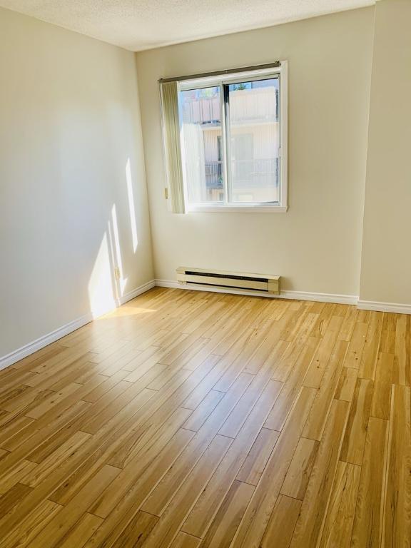 Bright 2-bedroom condo (4½) for rent — Ahuntsic-Cartierville — $1,700/mo 3