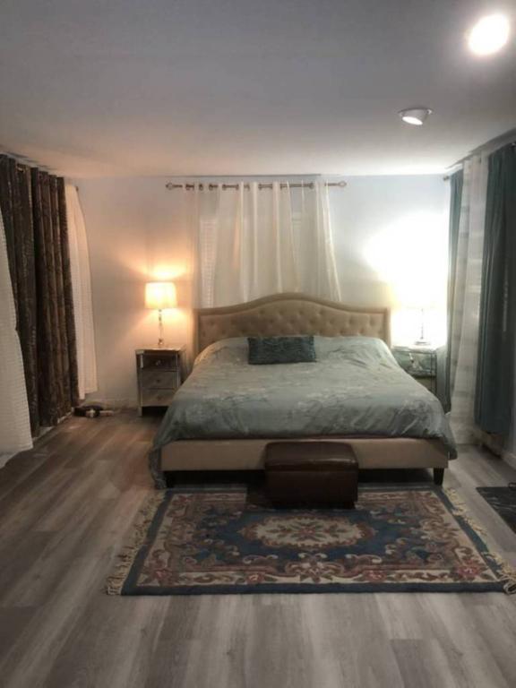 Superbe Meuble complet! Tout Inclus! 4 1/2 pour 1399cad  Disponible maintenant! immediatement! aussi un 3 1/2 pour 899 metro longueuil montreal 2