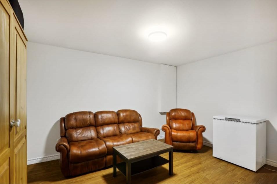 Grand 4½ + bureau à louer | TOUT INCLUS | 1 150 pi² | Saint-Jérôme 5