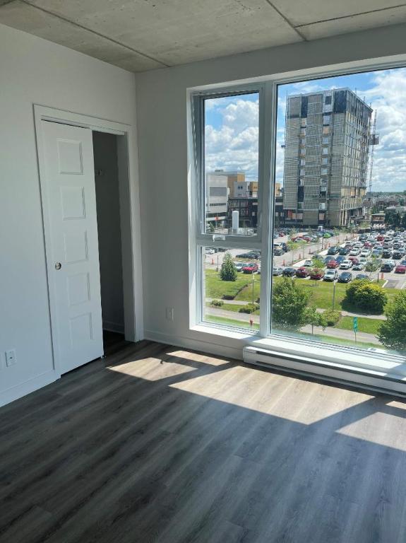 2 CH - 1 SDB - Terrebonne - $2,015 /mo 3