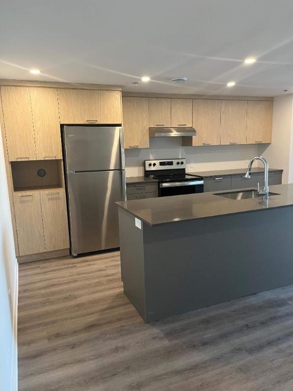 2 CH - 1 SDB - Terrebonne - $2,000 /mo 3