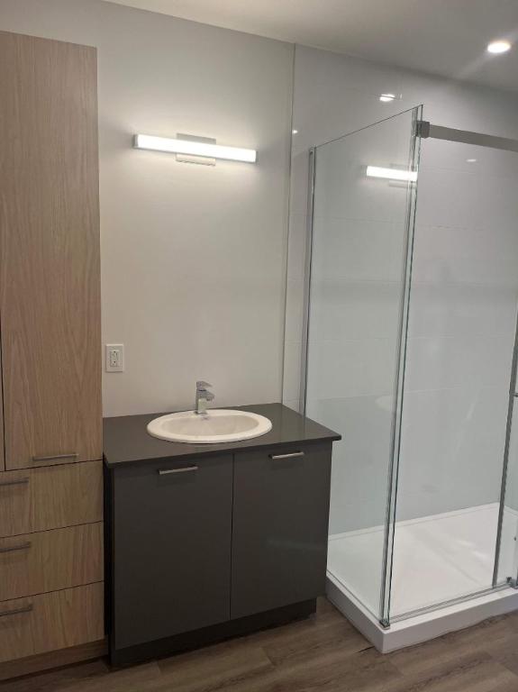 2 CH - 1 SDB - Terrebonne - $2,020 /mo 5