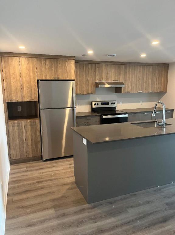 2 CH - 1 SDB - Terrebonne - $2,000 /mo 2