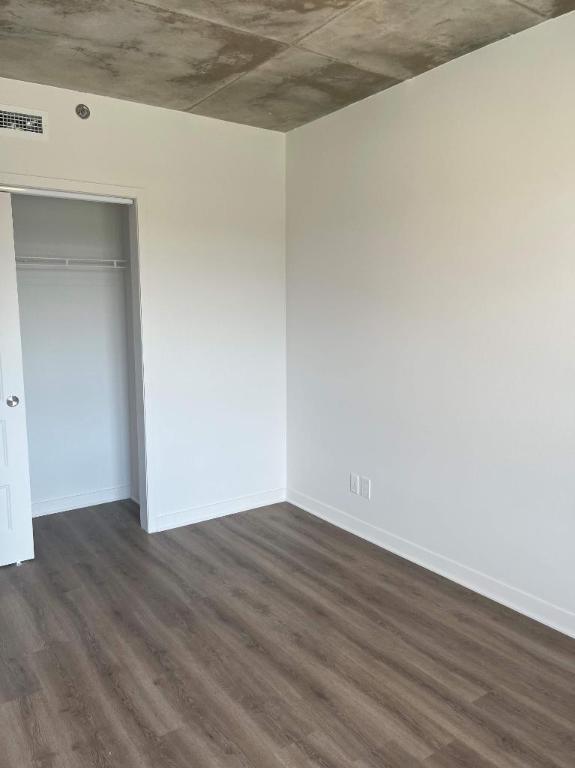 2 CH - 1 SDB - Terrebonne - $2,055 /mo 4