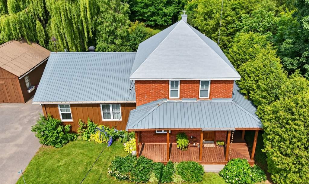 15 Rue Renaud, Brownsburg-Chatham, QC, Canada — photo 2