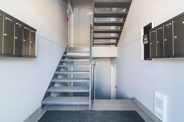 2 CH - 1 SDB - Longueuil - $1,775 /mo 3