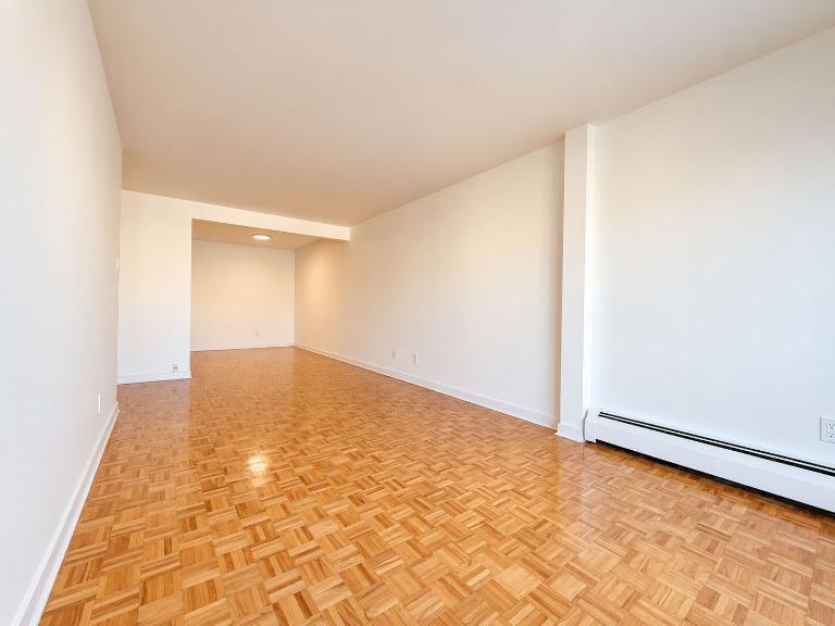 2 CH - 1 SDB - Montréal - $1,750 /mo 5