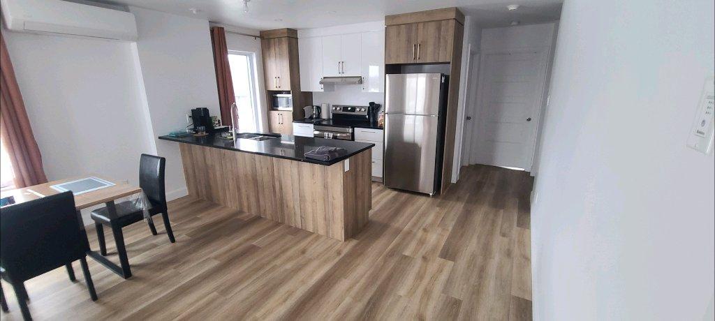 CHAMBRE À LOUER 5☆ BECANCOUR 3