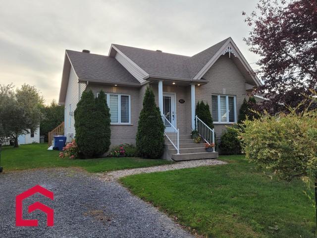 304 Rue J.-É.-Jeannotte — photo 1