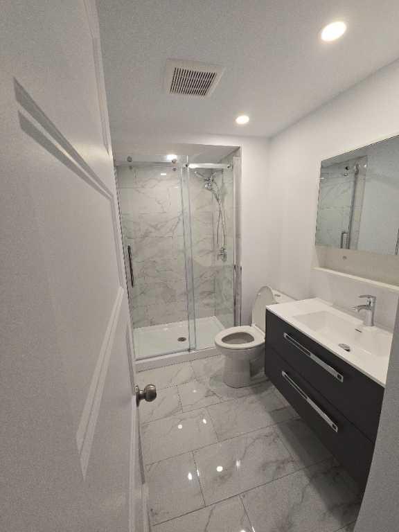 Appartement rénové 3 1/2 - commodité à moins de 1 km 4