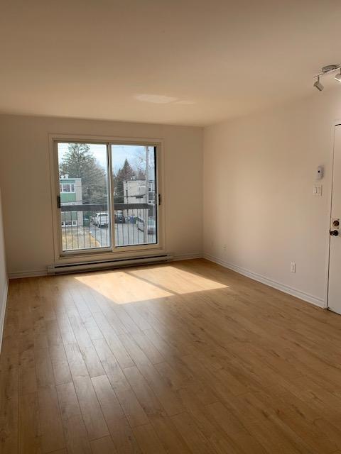 Saint-Basile-le-Grand – Quartier Montagne - Appartement 4 ½ 5