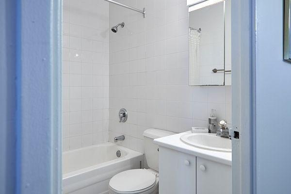 2 CH - 2 SDB - Longueuil - $1,765 /mo 3