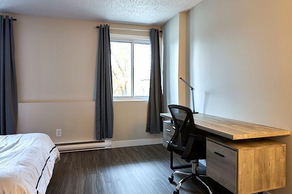 3 CH - 2 SDB - Longueuil - $1,935 /mo 2