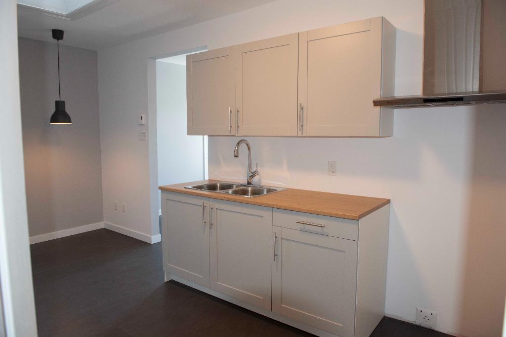 4 ½ RÉNOVÉ – 3e ETAGE – DISPONIBLE IMMÉDIATEMENT SECTEUR LAPROVIDENCE 2