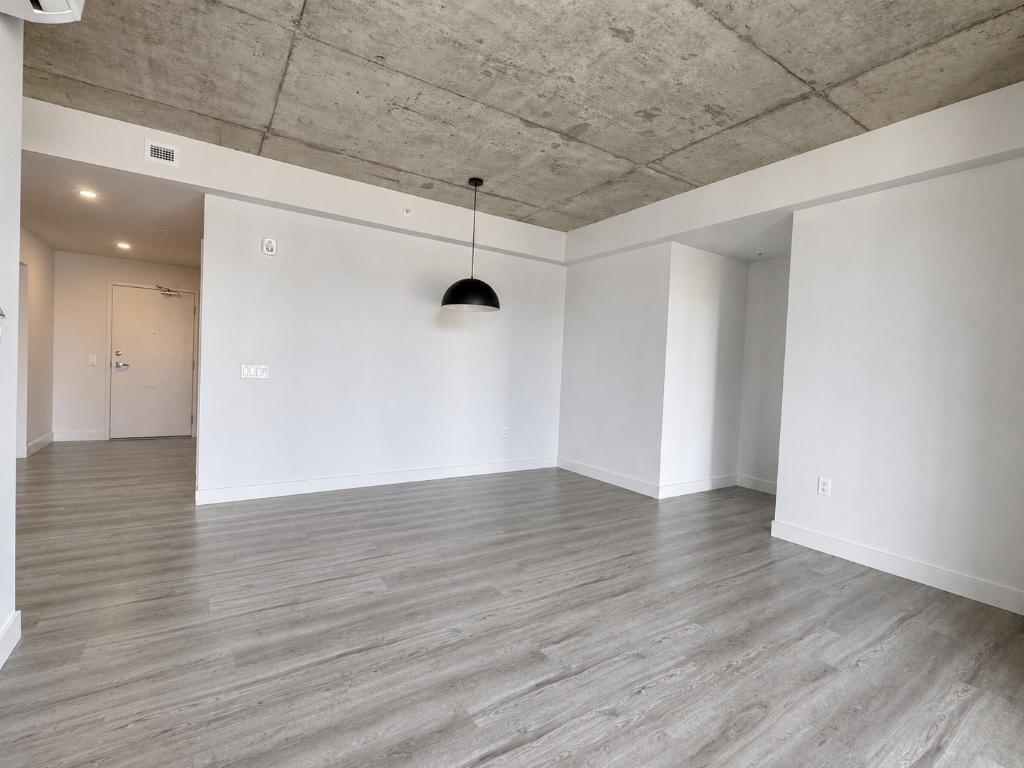 CONDOS LOCATIFS HAUT DE GAMME 4 ½ DEUX SALLE DE BAIN 4