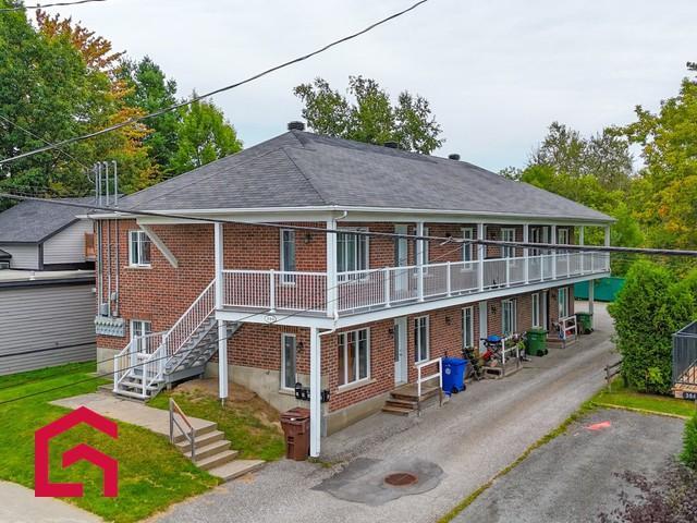 390 Rue de l'Assomption — photo 1