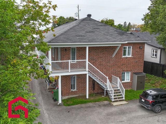 390 Rue de l'Assomption — photo 3