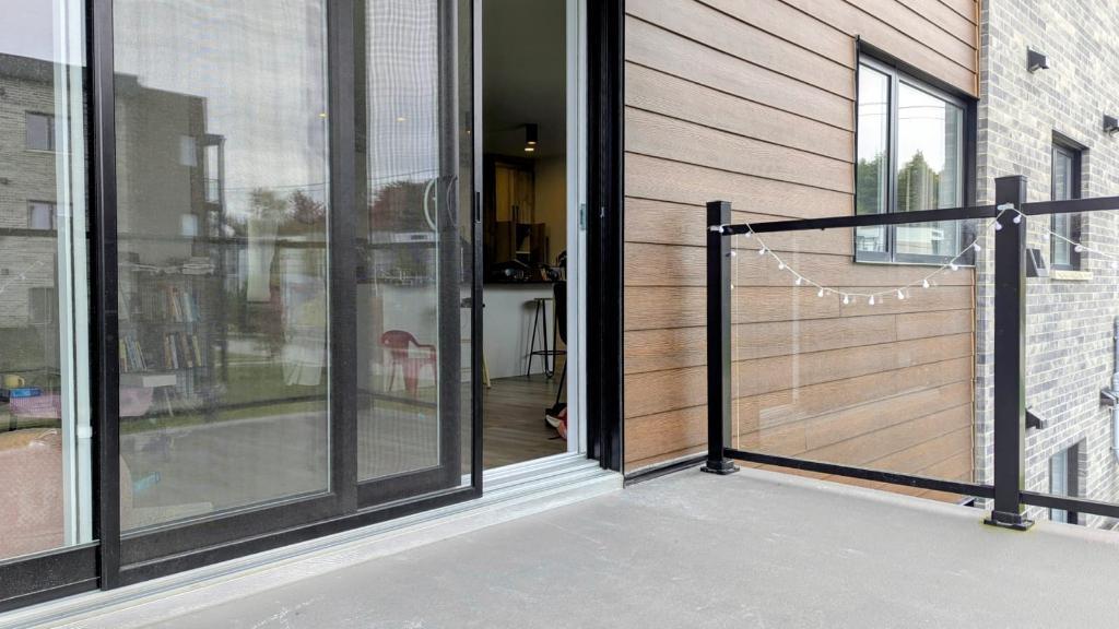 5 ½ luxueux et spacieux – idéal pour une famille ou une colocation étudiante 4
