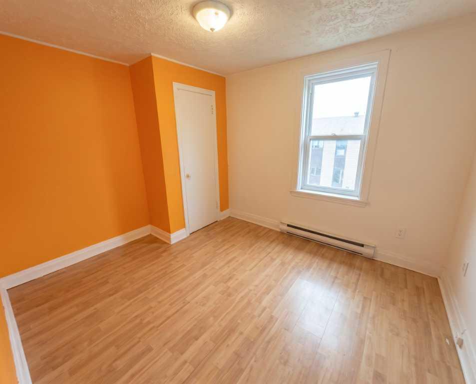 5 ½ À SEULEMENT 995 $/MOIS (Drummondville) 5
