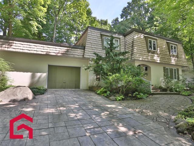 816 Rue Hébert — photo 1