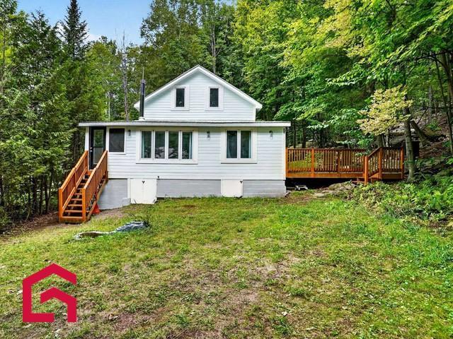 149 Ch. du Lac-Louisa S. — photo 1