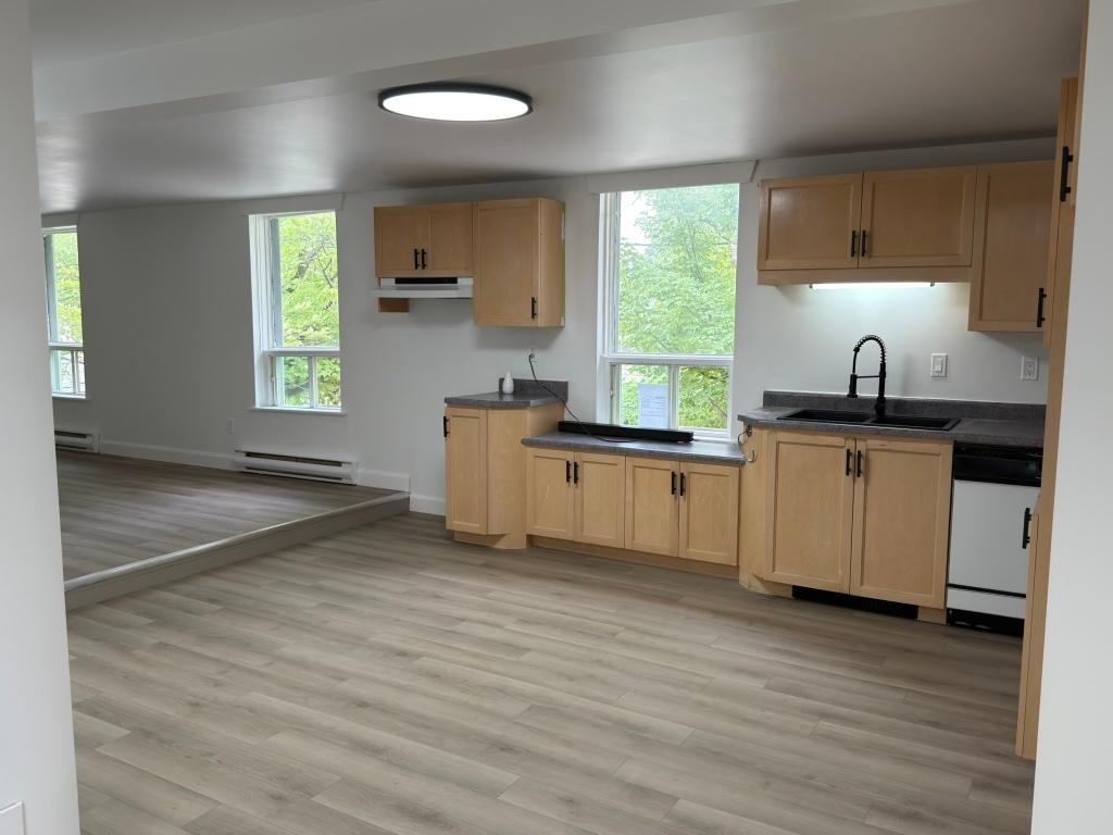 Appartement 4 1/2 à louer Rénové en 2026 - Coaticook 2