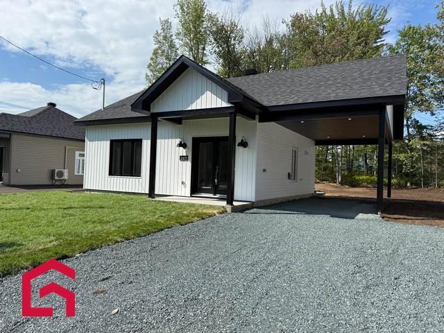 2471 Rue des Fougères — photo 1