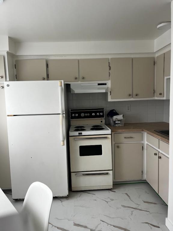 APPARTEMENT/ LOGEMENT À LOUER 2½ ST-JÉROME 2