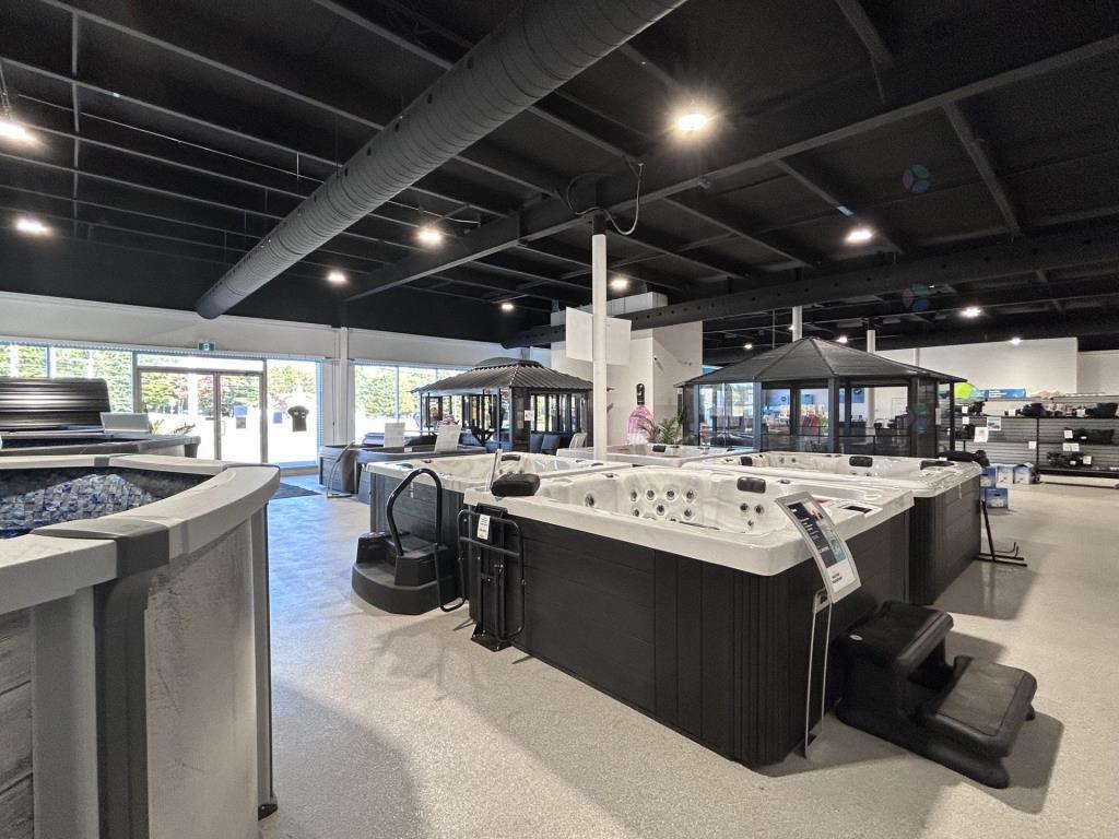 2344 Boulevard du Curé-Labelle, Saint-Jérôme, QC, Canada — photo 3