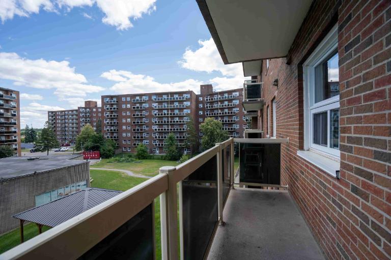 2 CH - 1 SDB - Gatineau - $1,599 /mo 3