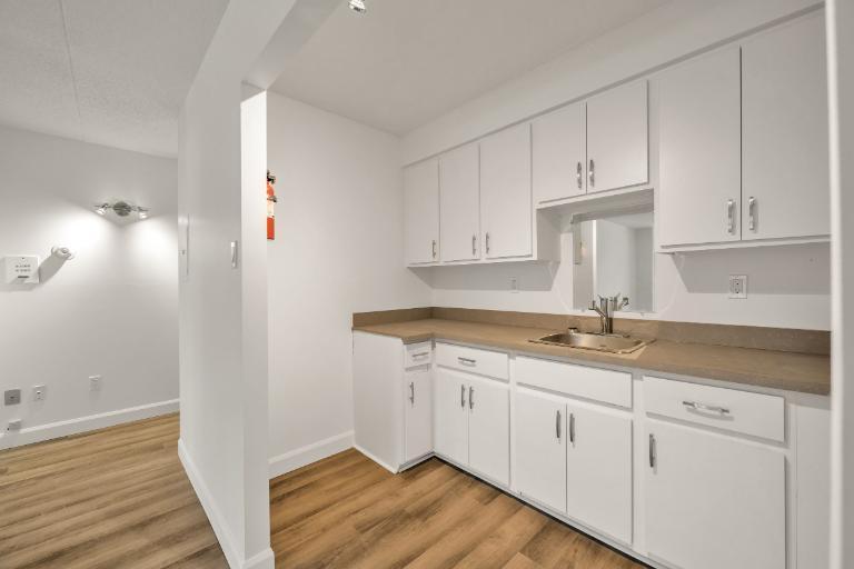 2 CH - 1 SDB - Québec - $1,100 /mo 2