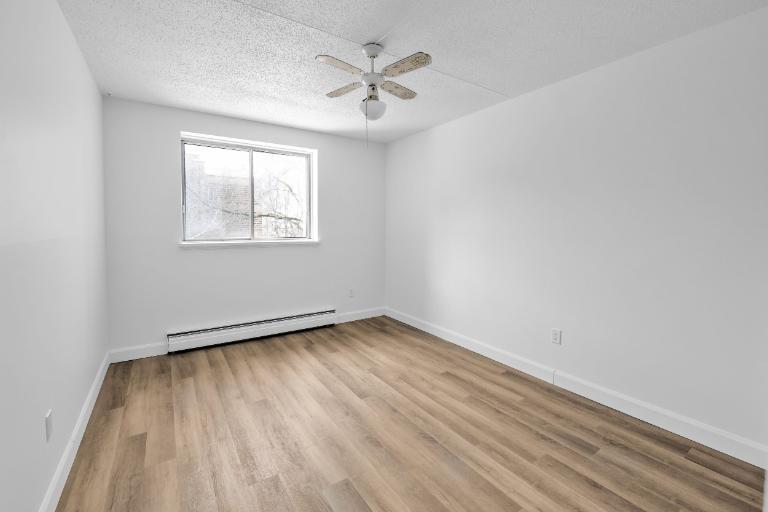 2 CH - 1 SDB - Québec - $1,100 /mo 5
