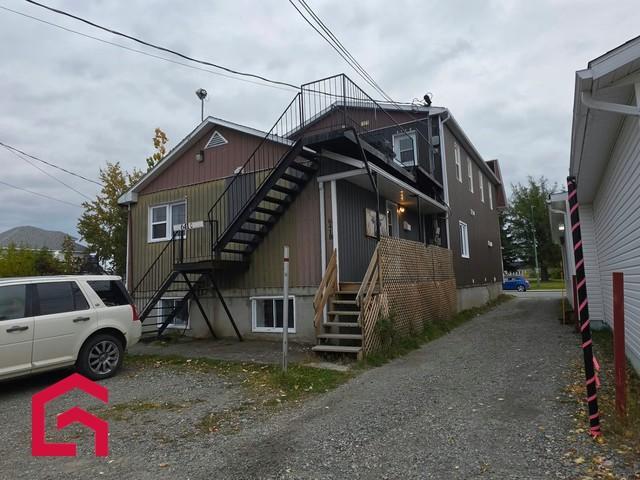 641 1re Rue O. — photo 2