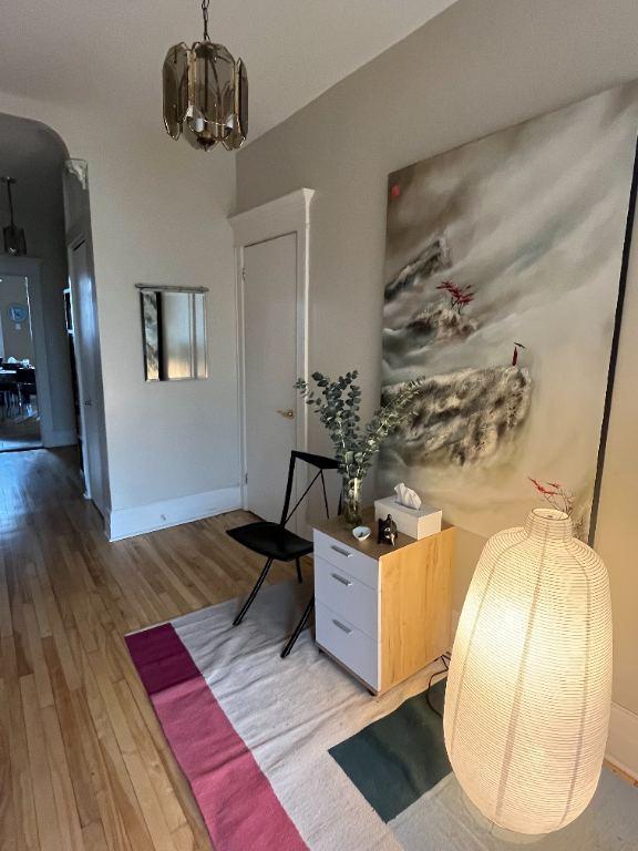 Dispo maintenant à Verdun_4 1/2 près du fleuve et de la Well 1