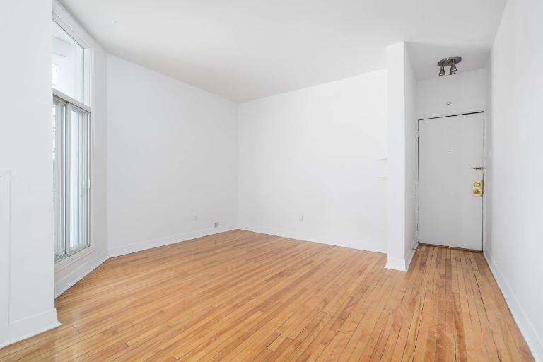 2 CH - 1 SDB - Westmount - $1,725 /mo 4