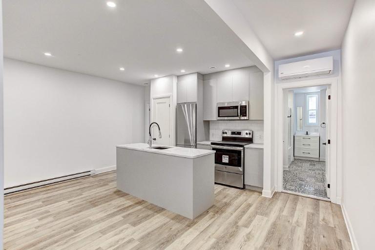 2 CH - 1 SDB - Montréal - $1,895 /mo 2