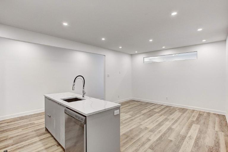 2 CH - 1 SDB - Montréal - $1,895 /mo 4